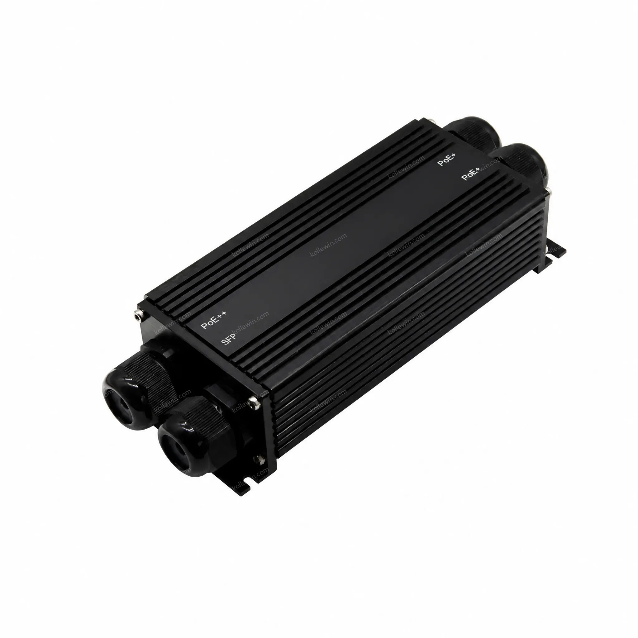 Industrial IP67 Gigabit Extender with PoE++ Support Wide -40°C~80°C Range Wall Mount for Harsh Environments 1 X Input 3 X Output
